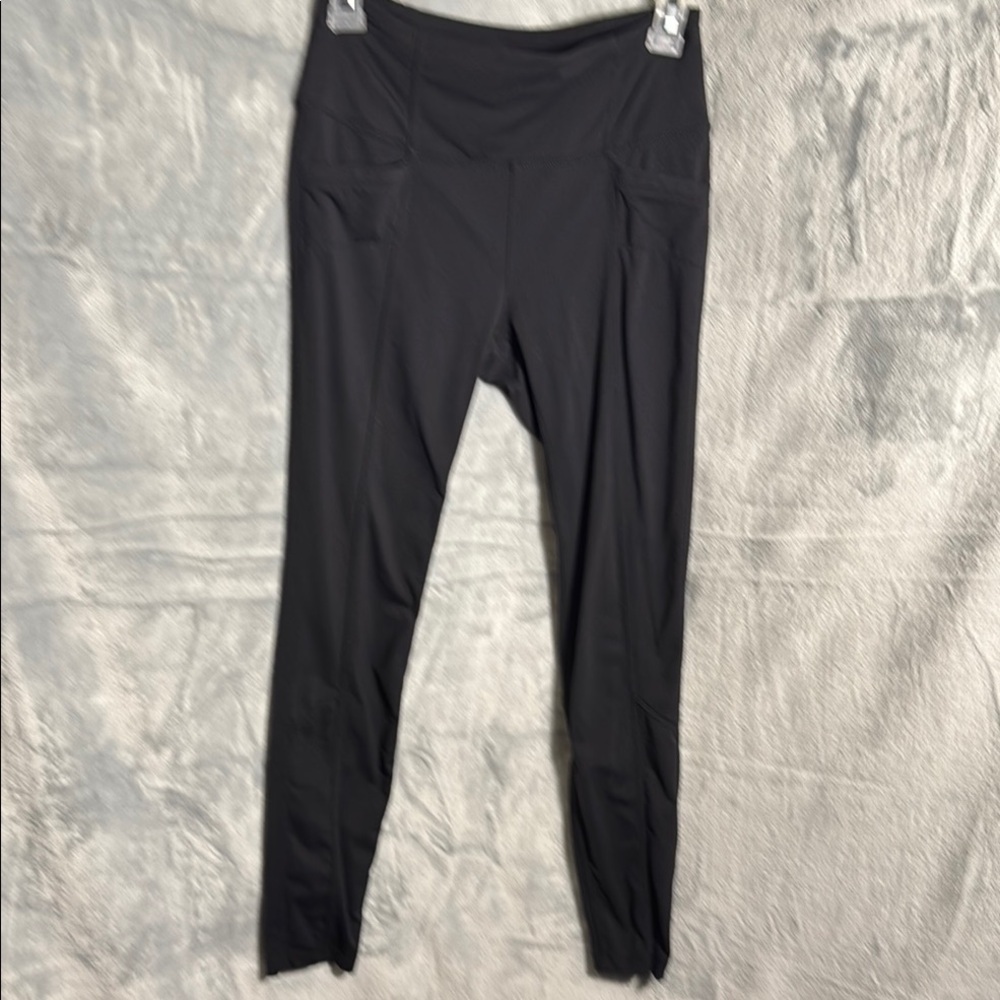 Athleta Black High-Waisted Leggings SP with pockets